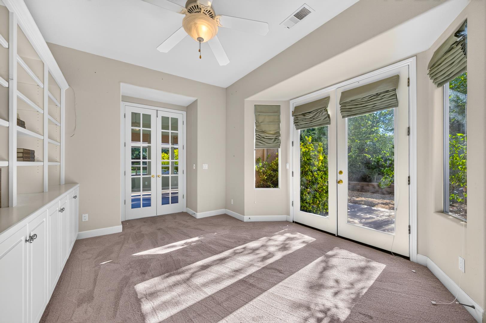 11 W Jordan Ave, photo 47