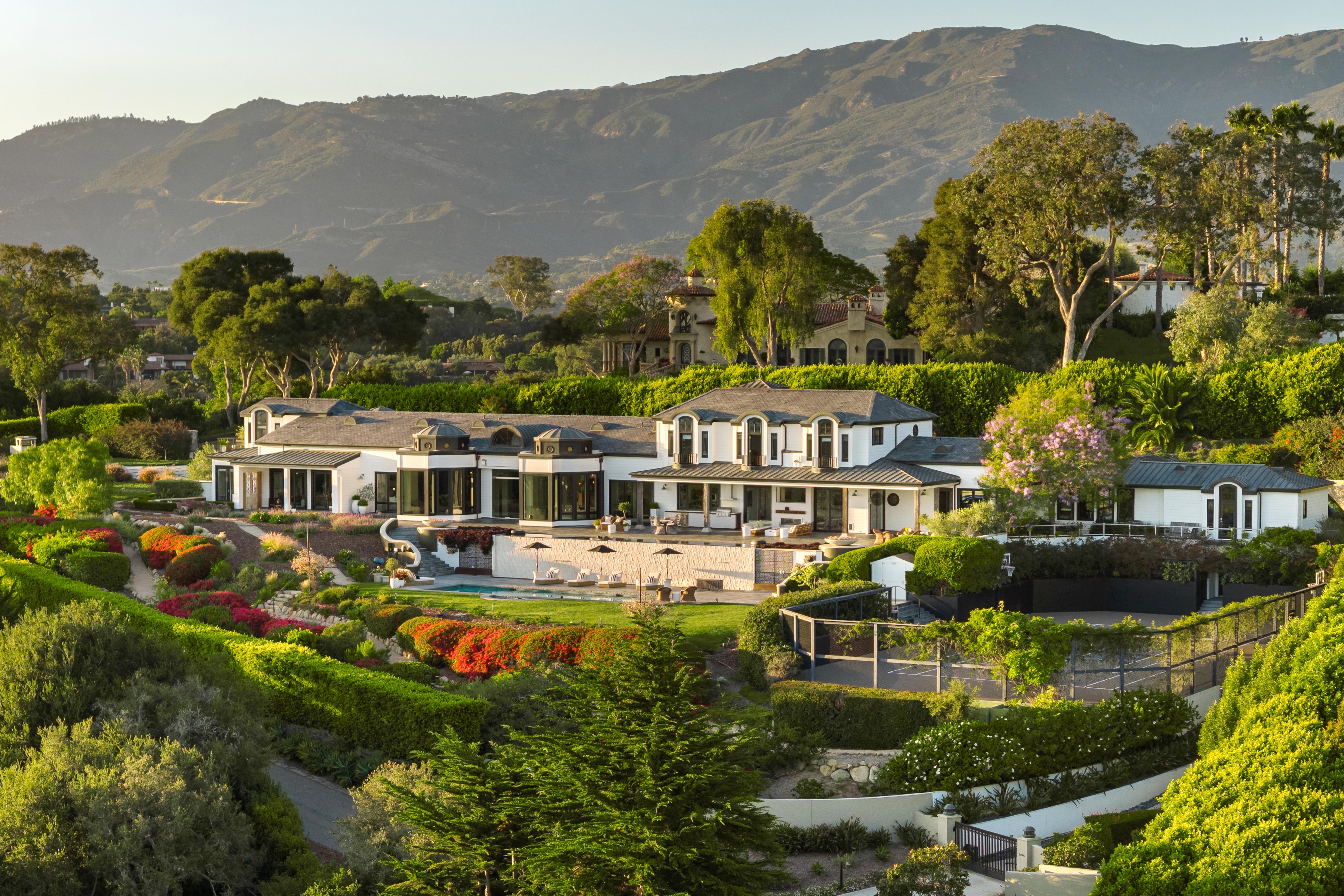 Twilight exterior of luxury residence at 4265 Cresta Ave, Santa Barbara — golden-hour facade photography along the Santa Barbara Riviera captured by VirTour Media. Our team captured twilight video and daytime and twilight reels from evening through twilight.
