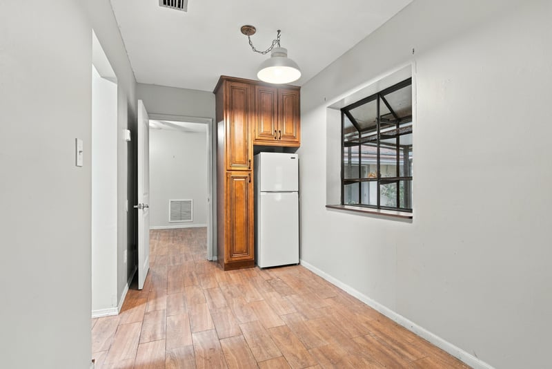 Photo 34 of 6871 Hyde Grove Ave, Jacksonville, FL 32210, photographed by Megapixeler