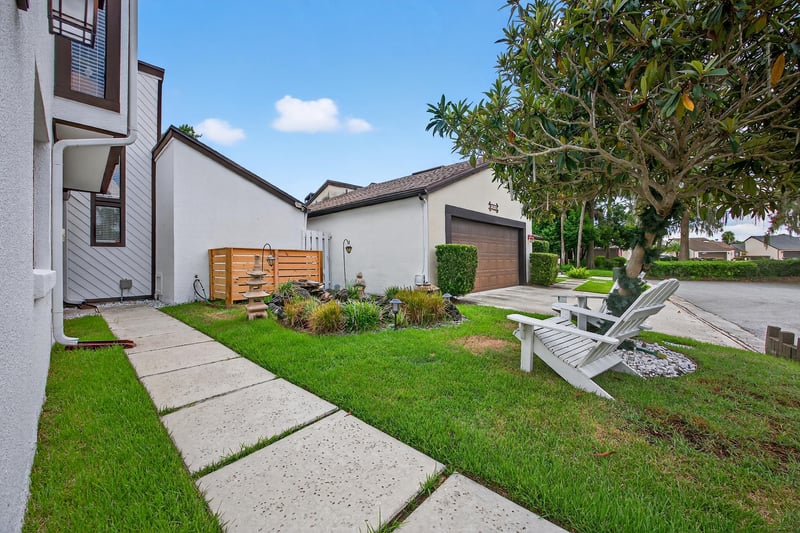 Photo 9 of 7805 Baymeadows Cir W, Jacksonville, FL 32256, photographed by Megapixeler