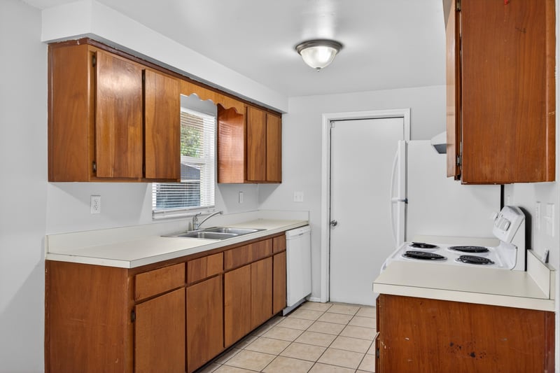 Photo 10 of 1675 Mary Beth Dr, Middleburg, FL 32068, photographed by Megapixeler