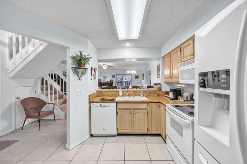 Photo 5 of 1522 Sand Dollar Cir, Neptune Beach, FL 32266, photographed by Megapixeler