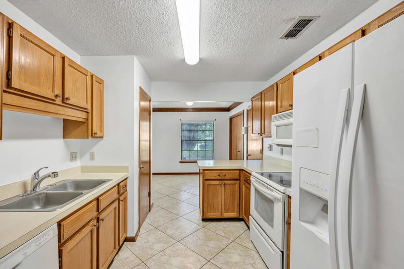 Photo 17 of 12432 Cool Breeze Way S, Jacksonville, FL 32258, photographed by Megapixeler
