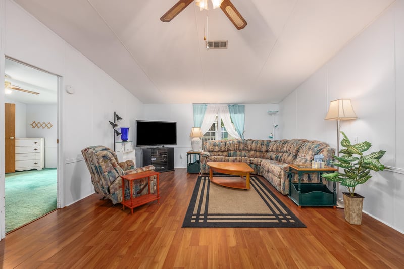 Photo 7 of 500 Chaffee Rd S, Jacksonville, FL 32221, photographed by Megapixeler