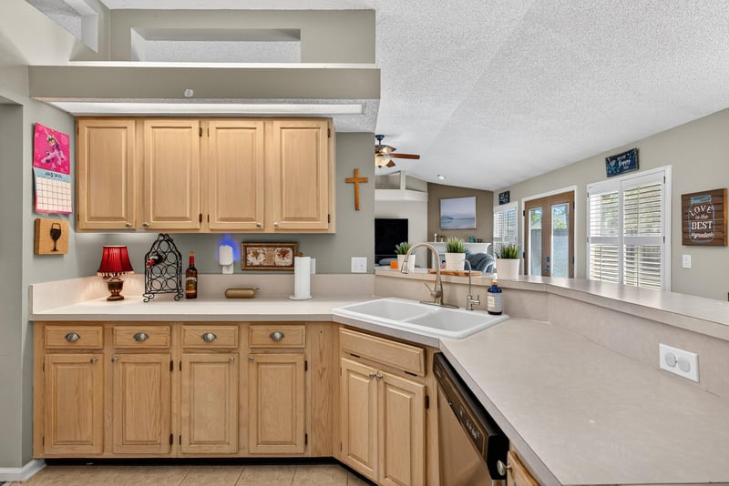 Photo 15 of 629 Hummingbird Ct, Jacksonville, FL 32259, photographed by Megapixeler