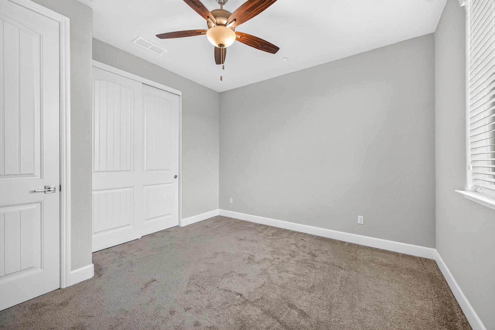 20175 Hazelwood Ln, photo 55