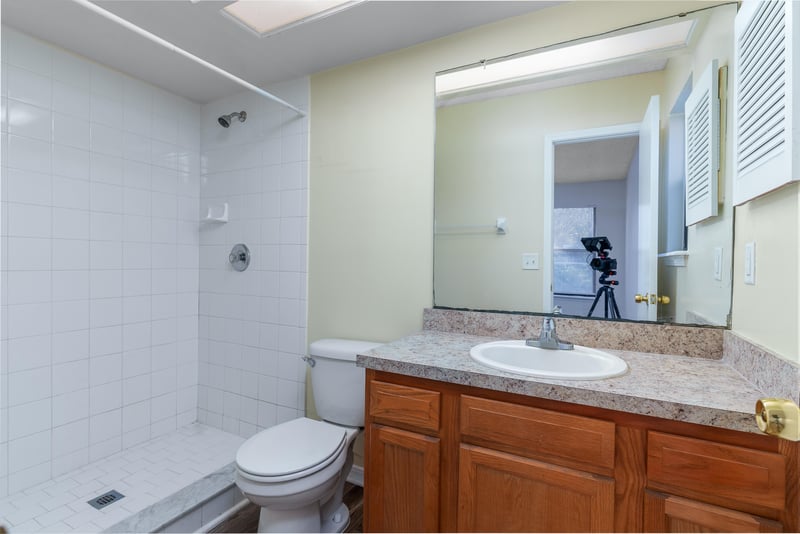 Primary Bath at 3651 Paleface Pl, Jacksonville, FL 32210