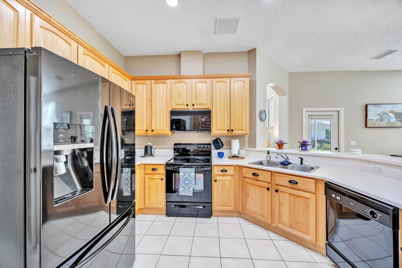 Photo 22 of 636 Wyndham Ct, Orange Park, FL 32073, photographed by Megapixeler