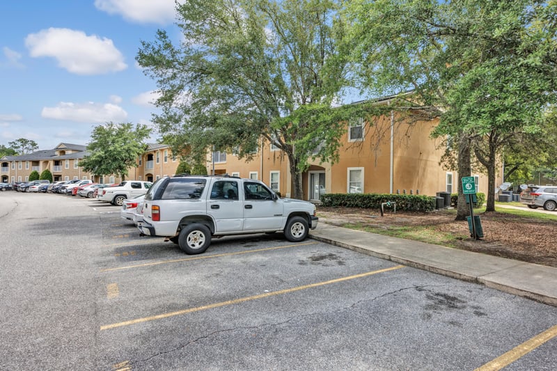 Photo 43 of 3641 Kirkpatrick Cir, Jacksonville, FL 32210, photographed by Megapixeler