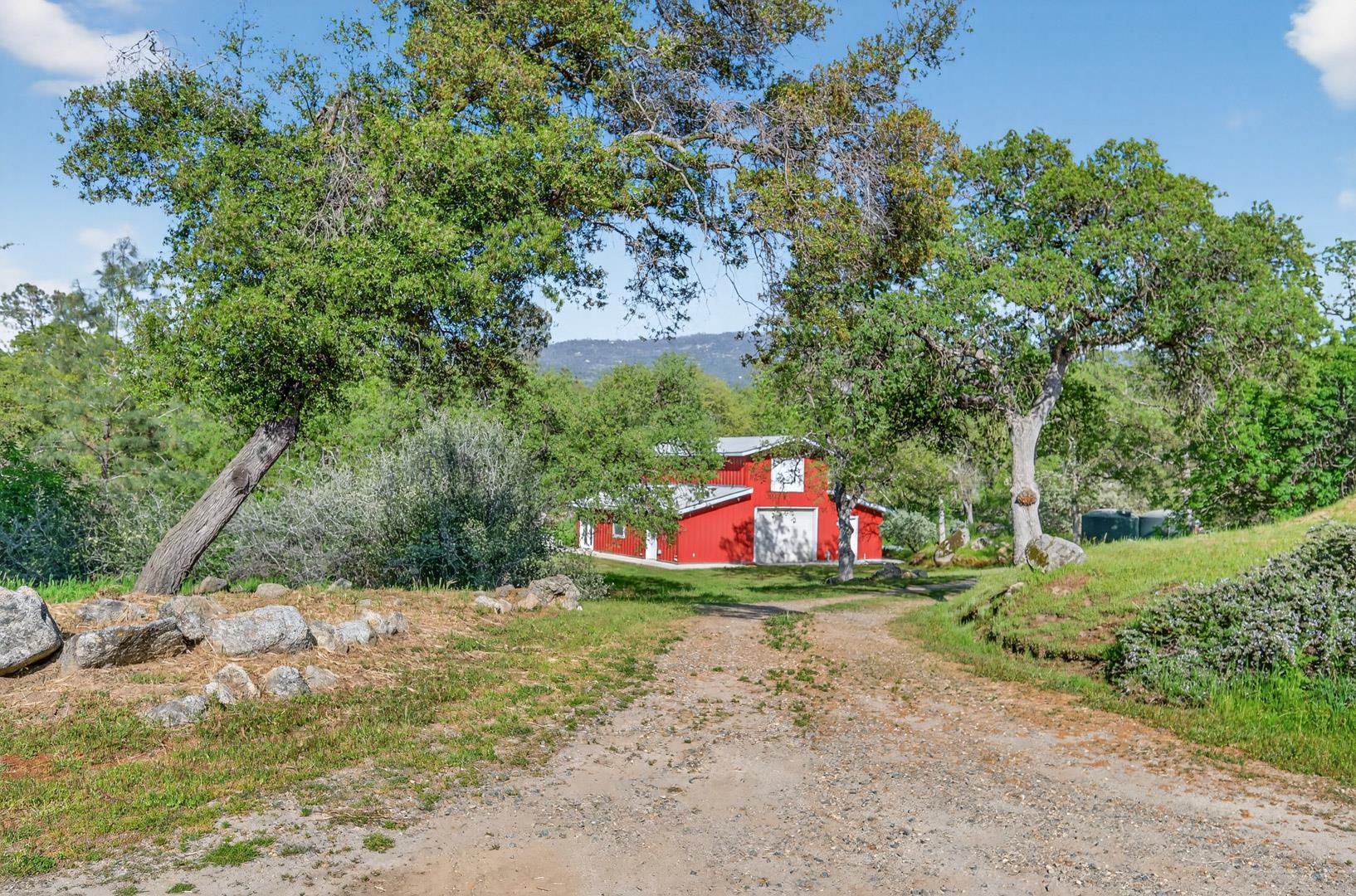 30919 Auberry Rd, photo 85