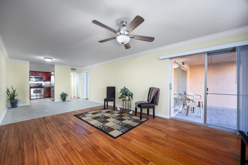 Living Room View at 5375 Ortega Farms Blvd unit 907, Jacksonville, FL 32210