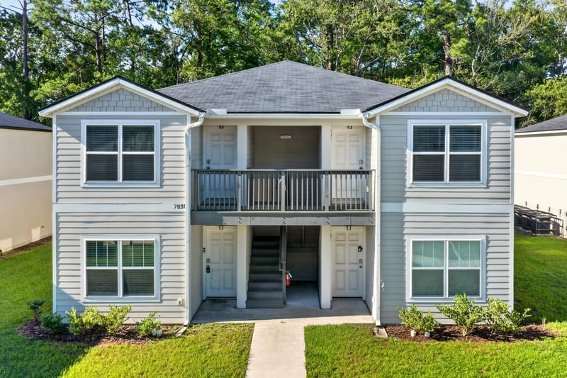Photo 5 of 7650 Mailes Ct, Jacksonville, FL 32210, photographed by Megapixeler