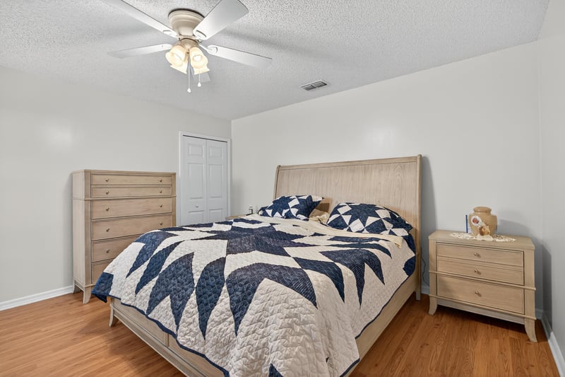 yirayma (57) at 7613 Chelmsford Dr, Jacksonville, FL 32244