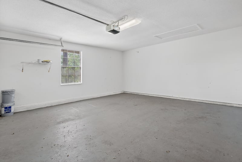Garage at 516 Penman Rd, Neptune Beach, FL 32266