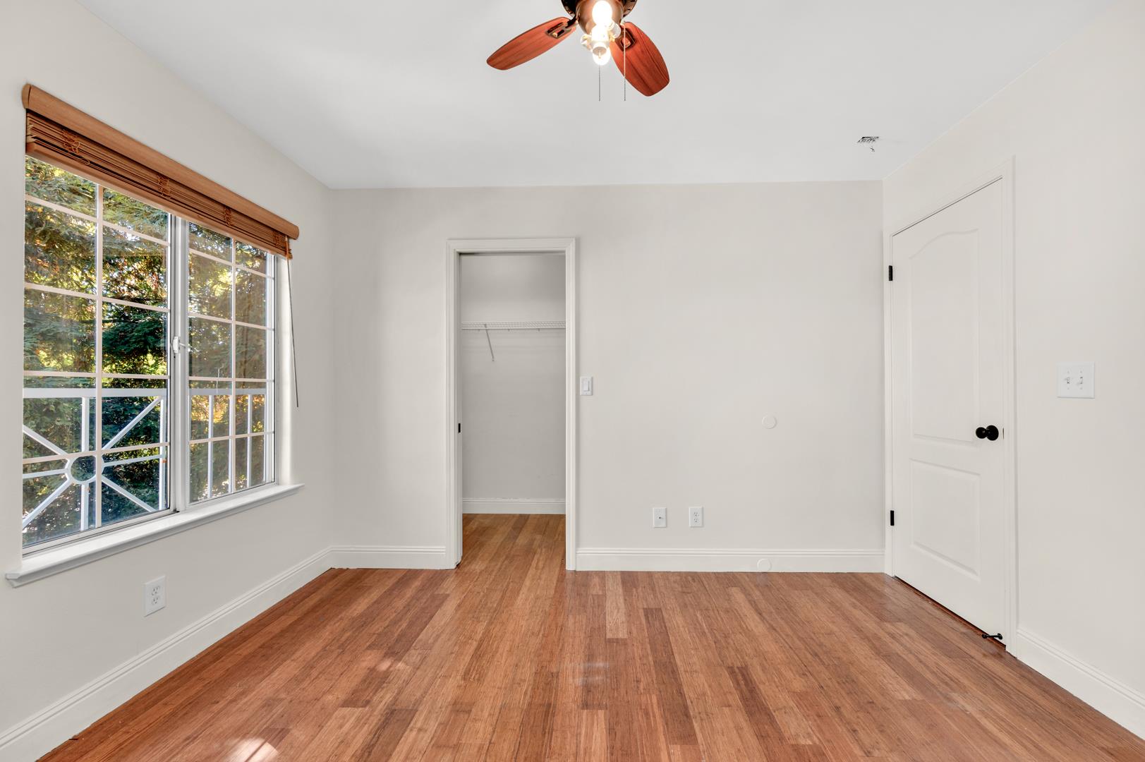 1922 Backowski Ave, photo 33
