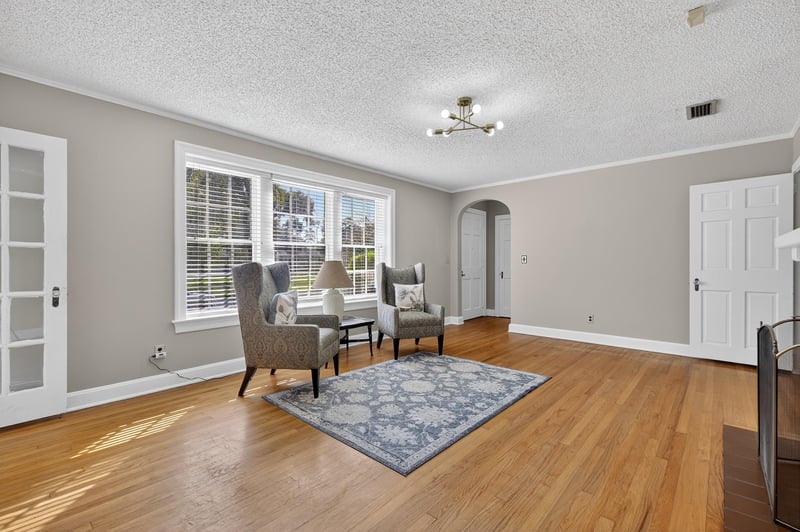 Photo 12 of 1425 Pinetree Rd, Jacksonville, FL 32207, photographed by Megapixeler