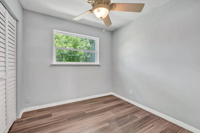 Photo 21 of 8916 Yeoman Dr, Jacksonville, FL 32208, photographed by Megapixeler