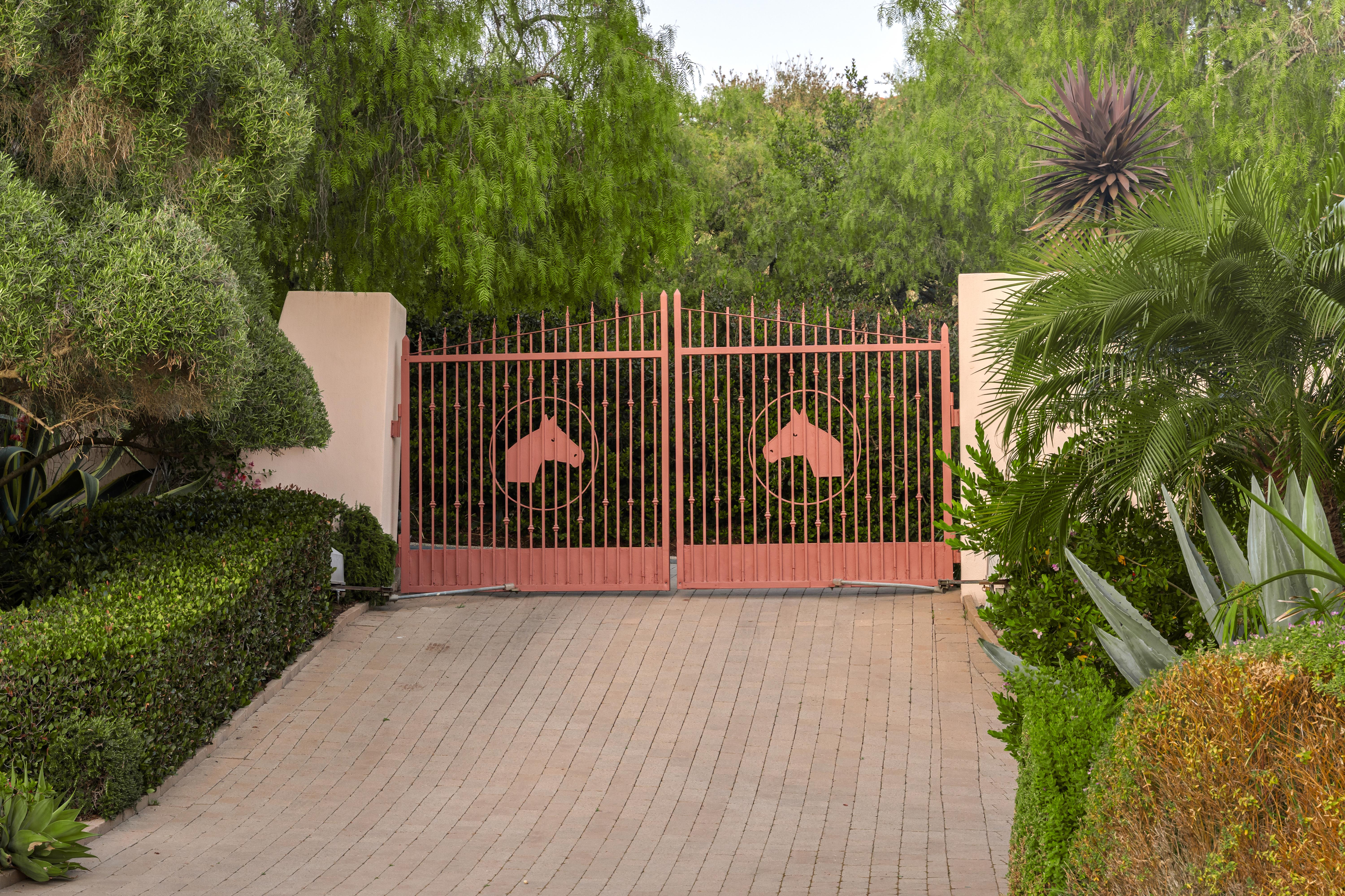 Virtual tour photography of elegant primary suite at 11 Hunt Drive, Santa Barbara CA — GTS Package by VirTour Media