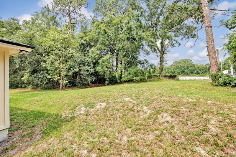 Photo 47 of 462 Jax Estates Dr S, Jacksonville, FL 32218, photographed by Megapixeler