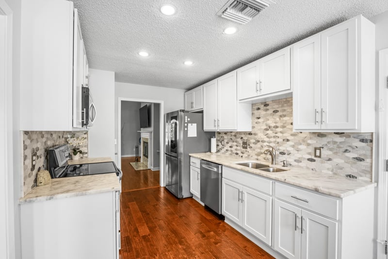 Photo 15 of 10928 Copper Hill Dr, Jacksonville, FL 32218, photographed by Megapixeler