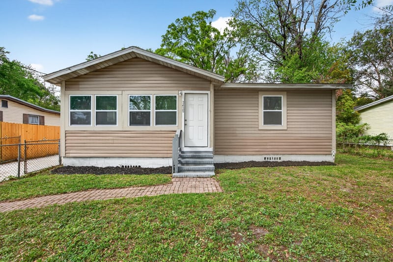 Photo 3 of 3425 Greenbrier Dr, Jacksonville, FL 32254, photographed by Megapixeler