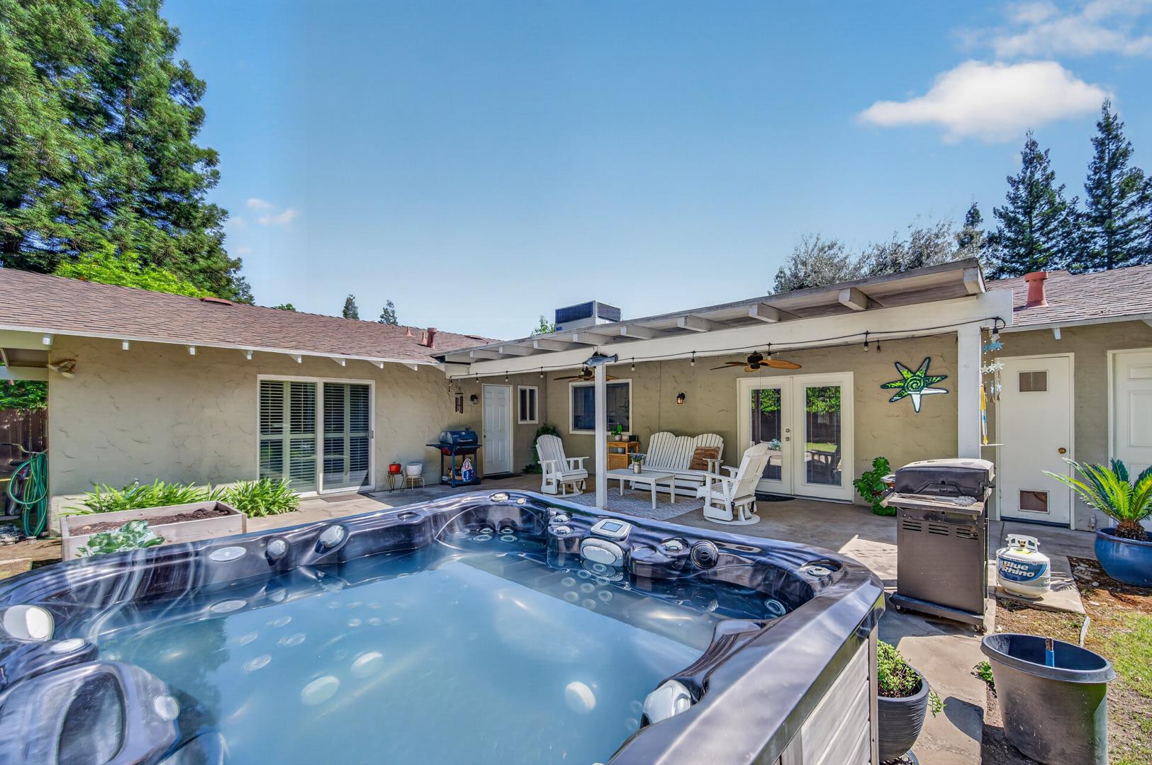 3132 W Alluvial Ave, photo 48