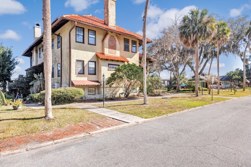 Photo 6 of 202 St Johns Ave unit 103b, Green Cove Springs, FL 32043, photographed by Megapixeler