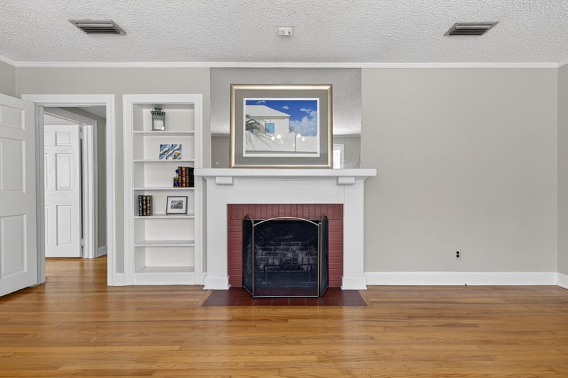 Photo 10 of 1425 Pinetree Rd, Jacksonville, FL 32207, photographed by Megapixeler