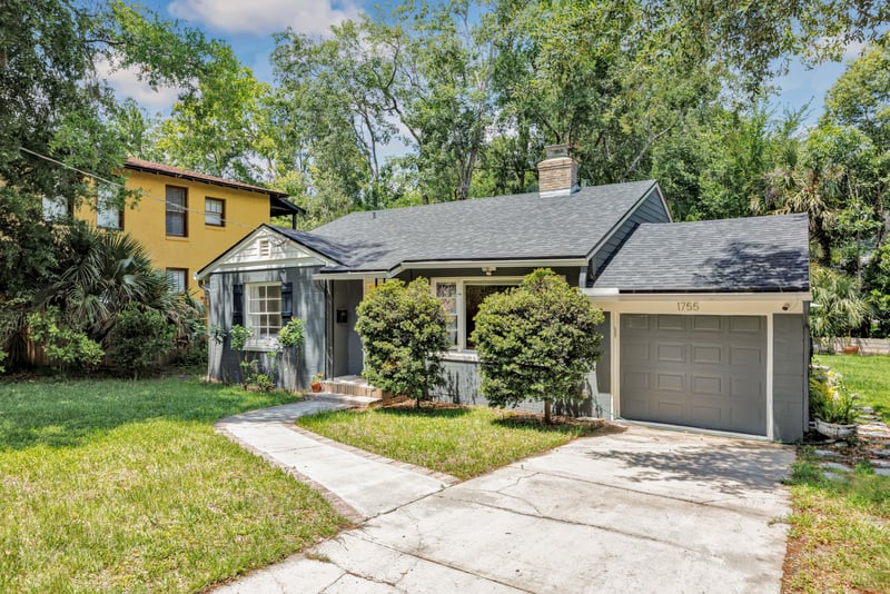 Photo 4 of 1755 Pine Grove Ave, Jacksonville, FL 32205, photographed by Megapixeler