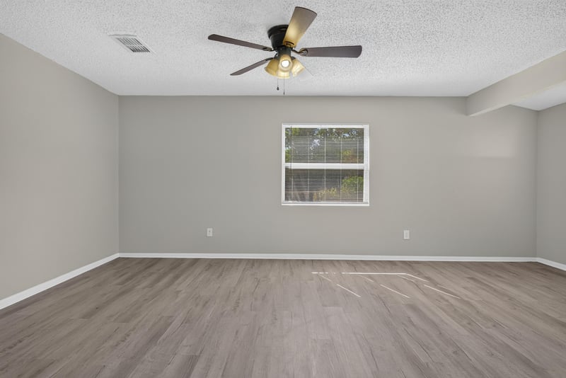 Room with ceiling fan and window at 5503 Boeing Dr, Jacksonville, FL 32207