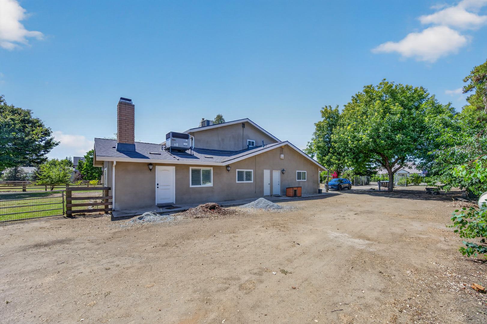 11839 E Ashlan Ave, photo 85
