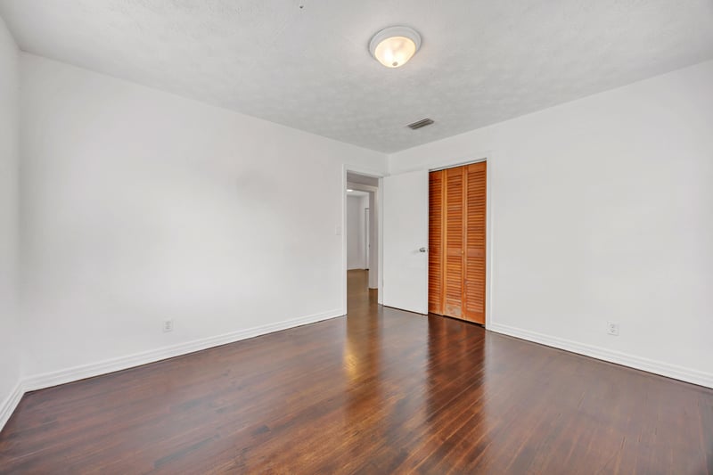 Photo 14 of 6816 Lotus Rd S, Jacksonville, FL 32211, photographed by Megapixeler