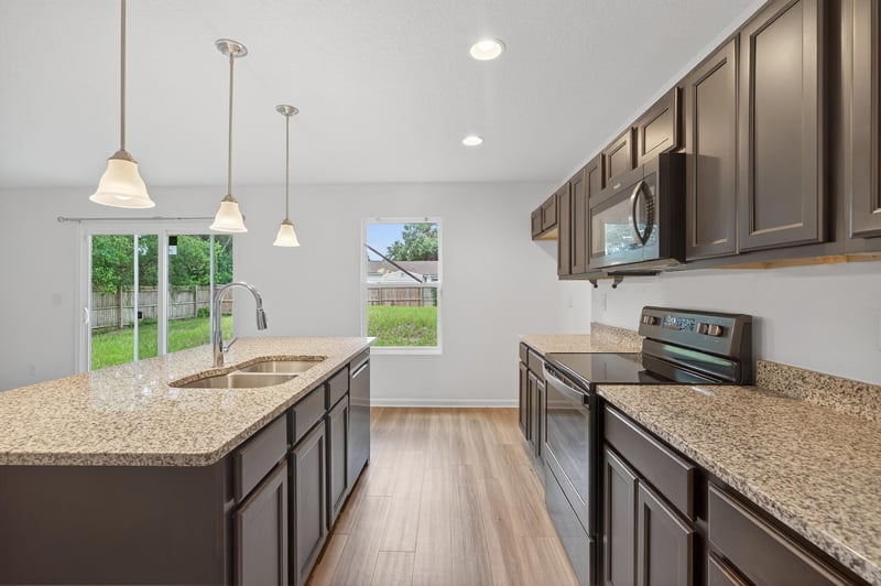 Photo 11 of 5315 Colonial Ave, Jacksonville, FL 32210, photographed by Megapixeler