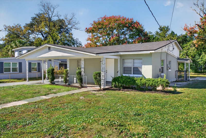 Photo 5 of 5822 Begonia Rd, Jacksonville, FL 32209, photographed by Megapixeler