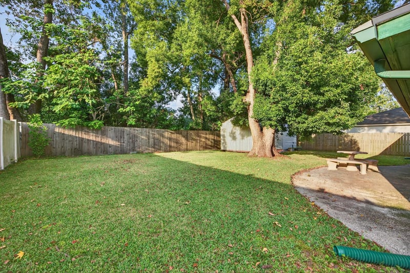 Photo 29 of 517 Renne Dr N, Jacksonville, FL 32218, photographed by Megapixeler