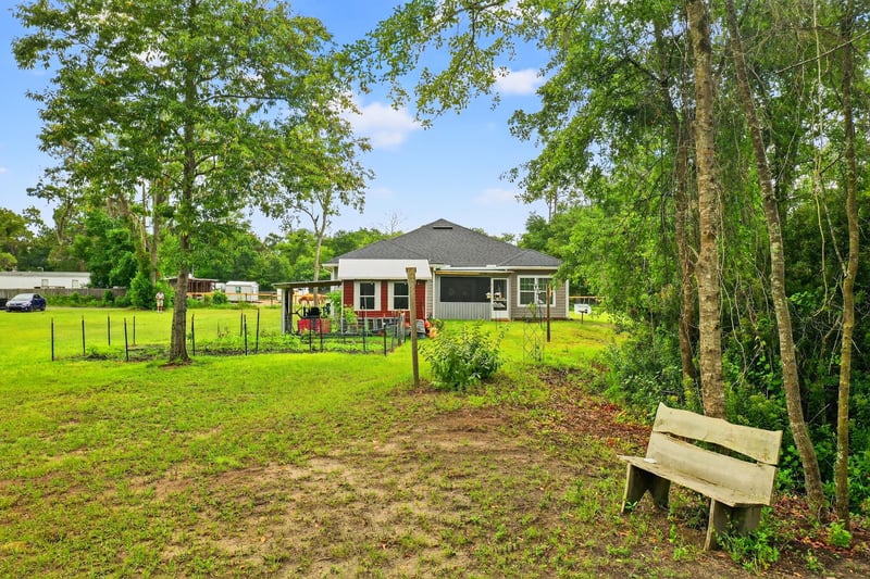 Photo 37 of 2074 Paloma Ct, Middleburg, FL 32068, photographed by Megapixeler