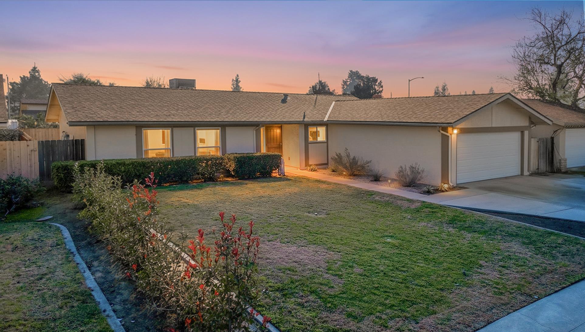1506 Robinwood Ave, Clovis