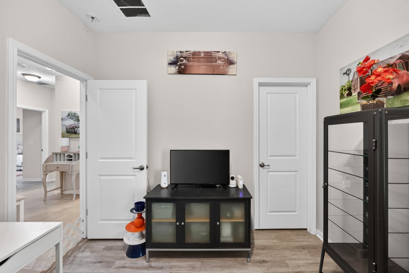 Photo 37 of 9974 Kevin Rd, Jacksonville, FL 32257, photographed by Megapixeler