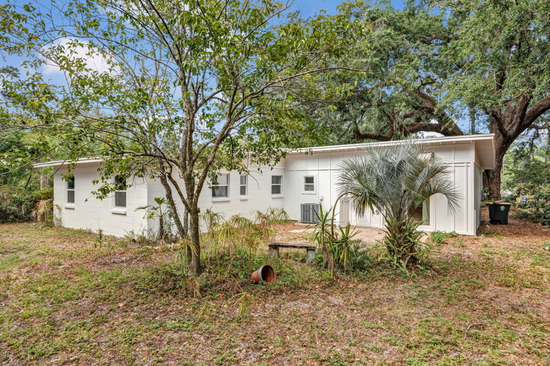 Photo 29 of 8924 Lopez Ct, Jacksonville, FL 32216, photographed by Megapixeler