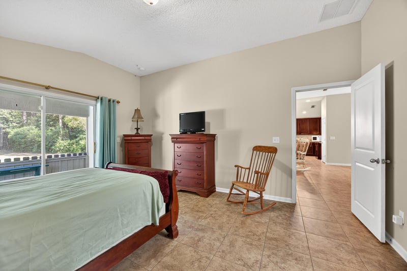 Photo 21 of 110 Pioneer Trail, Palatka, FL 32177, photographed by Megapixeler