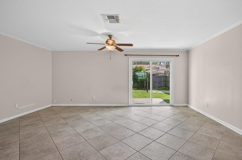 Photo 5 of 3355 Mandarin Glen Dr, Jacksonville, FL 32223, photographed by Megapixeler