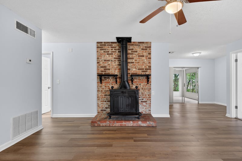 Photo 7 of 8046 Triumph Ln S, Jacksonville, FL 32244, photographed by Megapixeler