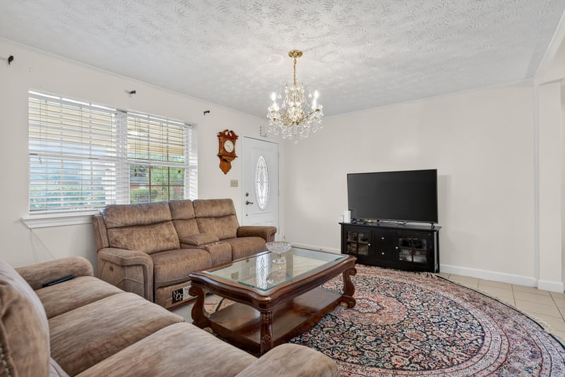 Photo 11 of 5933 Green Hill Ln, Jacksonville, FL 32211, photographed by Megapixeler
