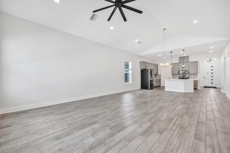 Photo 9 of 9755 Invention Ln, Jacksonville, FL 32256, photographed by Megapixeler