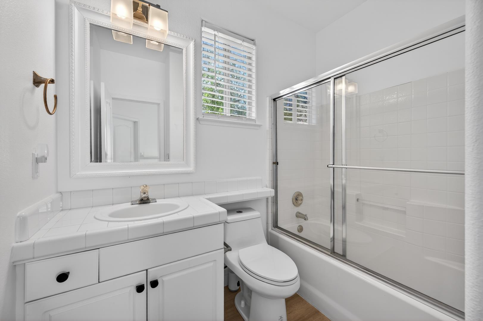 1079 E Monticello Cir, photo 49