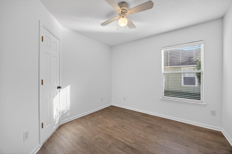 Photo 31 of 2309 Millford Ln W, Jacksonville, FL 32246, photographed by Megapixeler