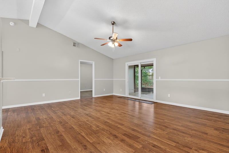 Photo 10 of 7770 Invermere Blvd N, Jacksonville, FL 32244, photographed by Megapixeler