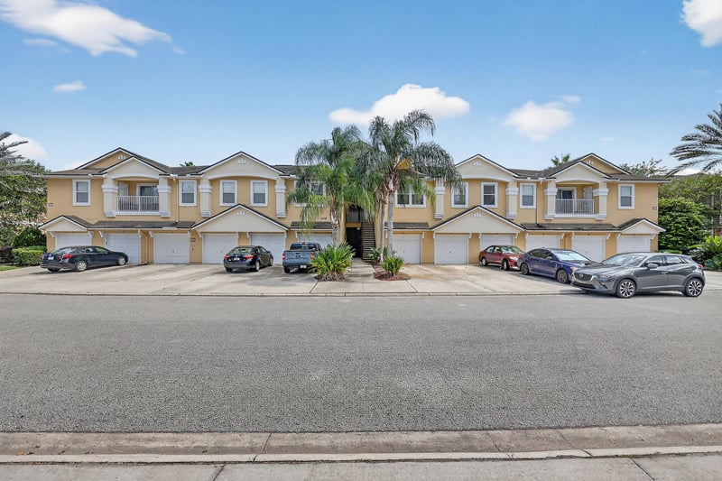 Front at 209 Larkin Pl unit 102, St. Johns, FL 32259
