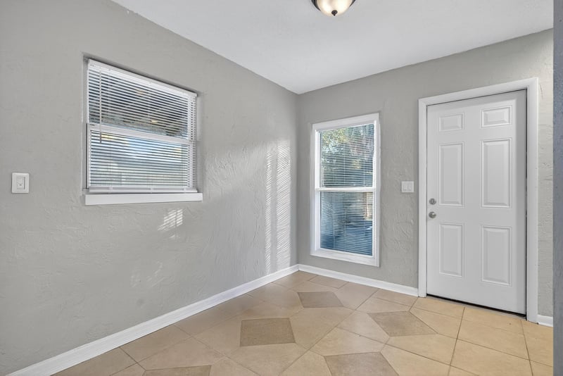 Photo 9 of 1458 Domas Dr, Jacksonville, FL 32211, photographed by Megapixeler