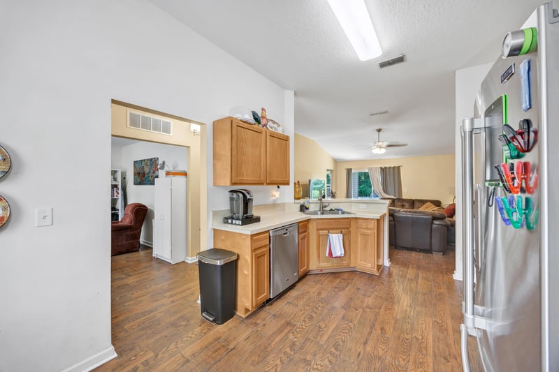 Photo 16 of 518 Lissie Ct, Macclenny, FL 32063, photographed by Megapixeler
